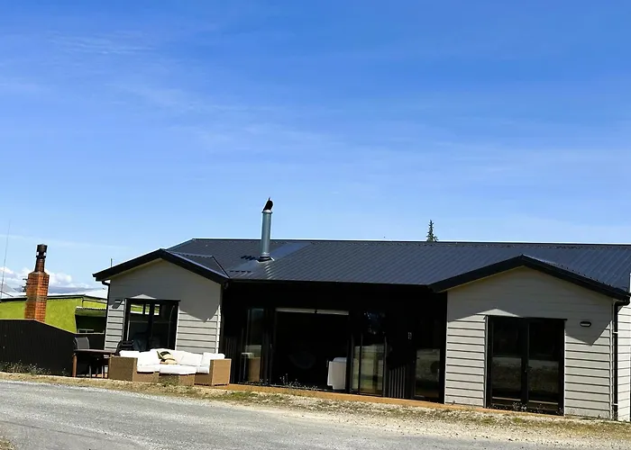 Naseby Modern Home