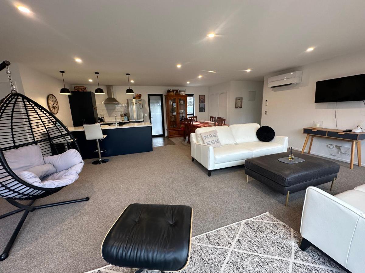 Modern * Naseby